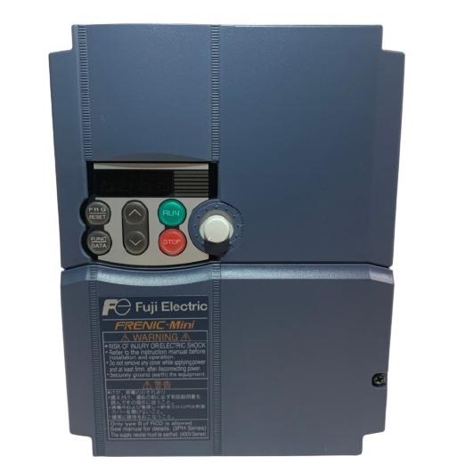 新品 FRN3.7C2S-2J 三相200v入力三相200v出力 富士電機