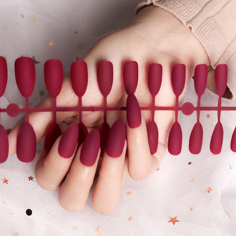 ネイルチップ つけ爪 マット 24枚入り シンプル 無地 色 つや消し かわいい 中長 ミディアム 純色ネイル 黒 ピンク ワイン オフィス ネイ Xsp317 点 点 屋 通販 Yahoo ショッピング