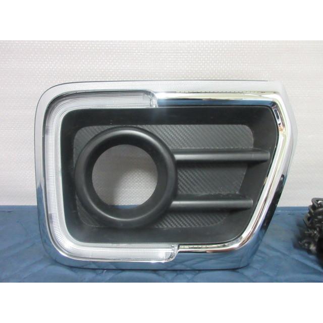 割引あり MK53S スペーシアカスタム 右フォグランプASSY KOITO 11411092 純正 3550179R01 (G5912