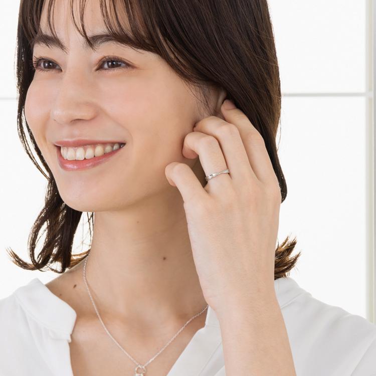 リング 誕生石 シルバー 細い 刻印 メンズ レディース 男女兼用 指輪 ひねり メビウス 上品 テラグラティア Terra-gratiaの画像