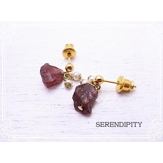 新品　K18 天然ガーネット　淡水パール ハンドメイドピアス 新品K18 天然ガーネット淡水パール ハンドメイドピアス