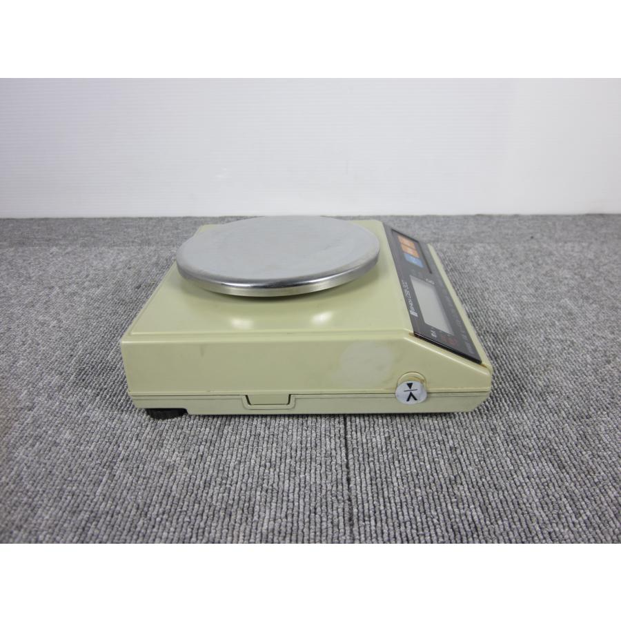 動作保証/即納】【中古】電子天秤（300g/0.1g・100g/0.05g） CBII