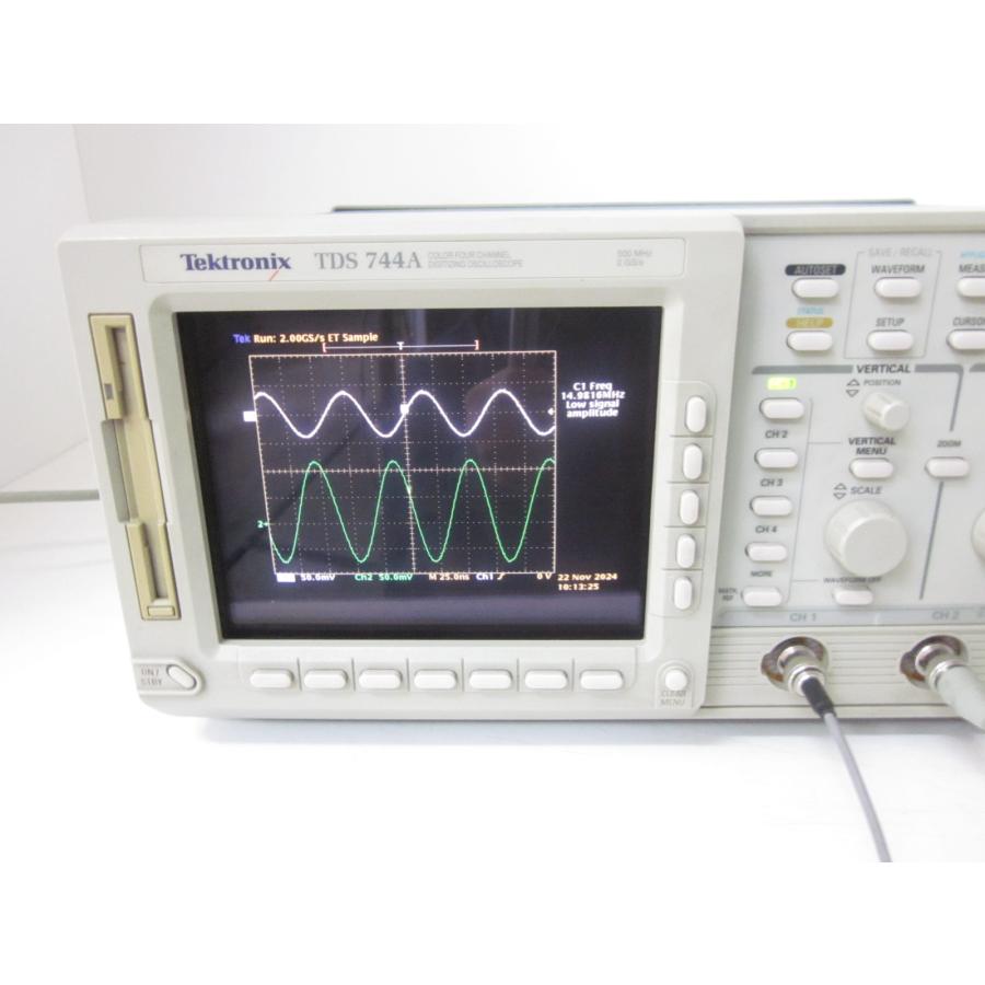 中古】デジタルオシロスコープ TDS744A テクトロニクス 中古】デジタルオシロスコープ TDS744A テクトロニクス