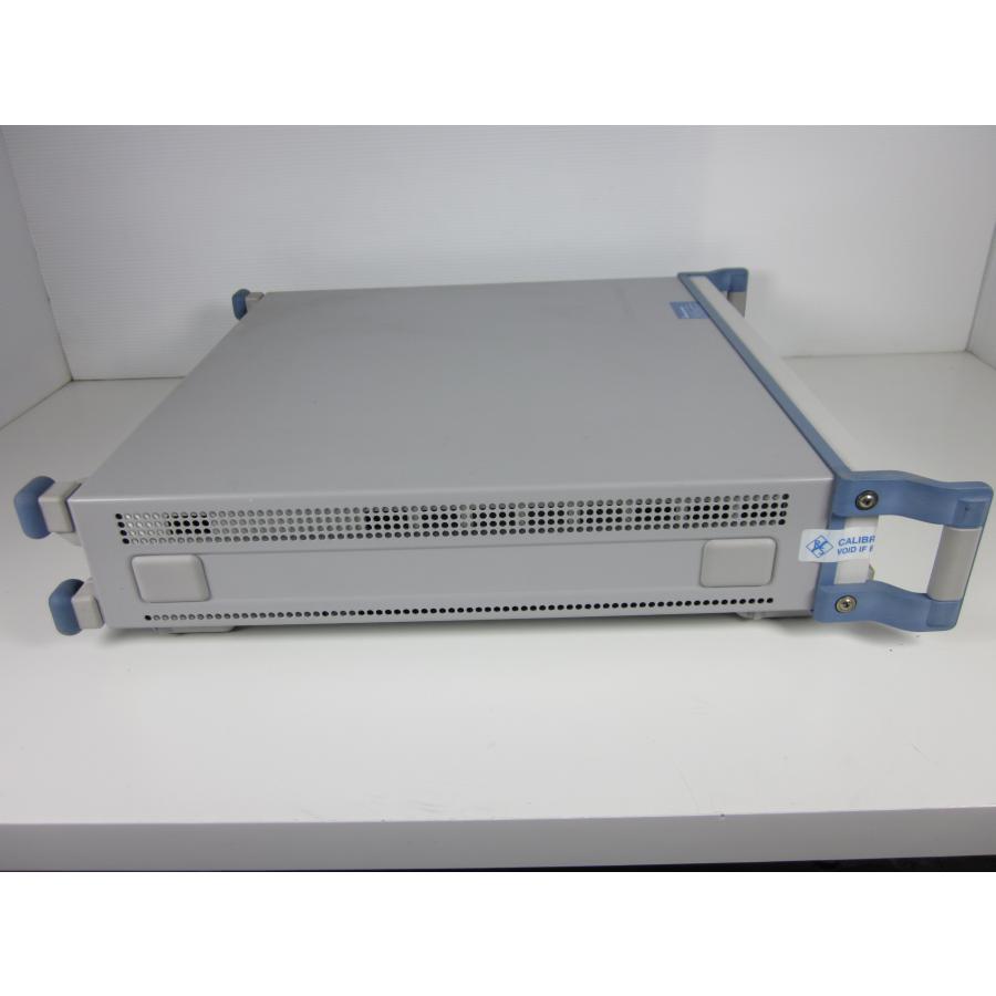 【中古】シグナル・ジェネレーター SML01 ローデ シュワルツ Rohde&Schwarz 【周波数】9kHz〜1.1GHz x04052 ...