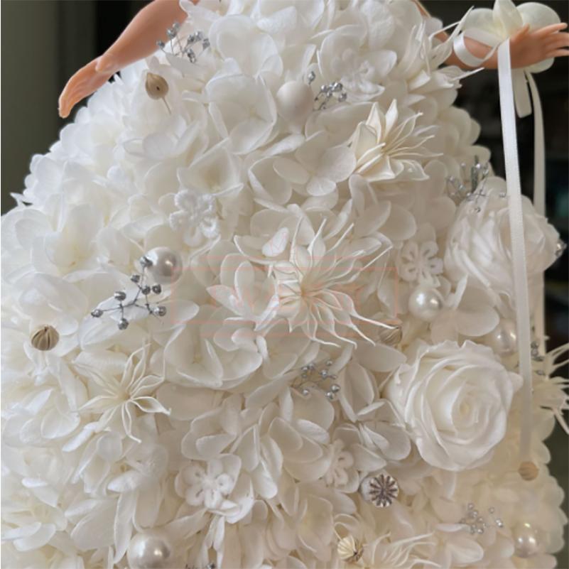 バービー王女プリザーブドフラワー 誕生日 プレゼント おしゃれ バラの花 結婚祝い バレンタインデークリスマス ギフト プレゼント 結婚祝い ギフト お見舞い 記念日