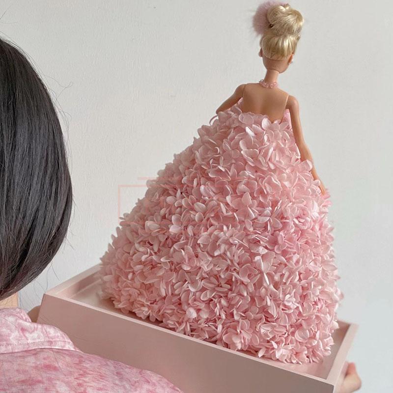 バービー王女プリザーブドフラワー 誕生日 プレゼント おしゃれ バラの花 結婚祝い バレンタインデークリスマス ギフト プレゼント 結婚祝い ギフト お見舞い 記念日
