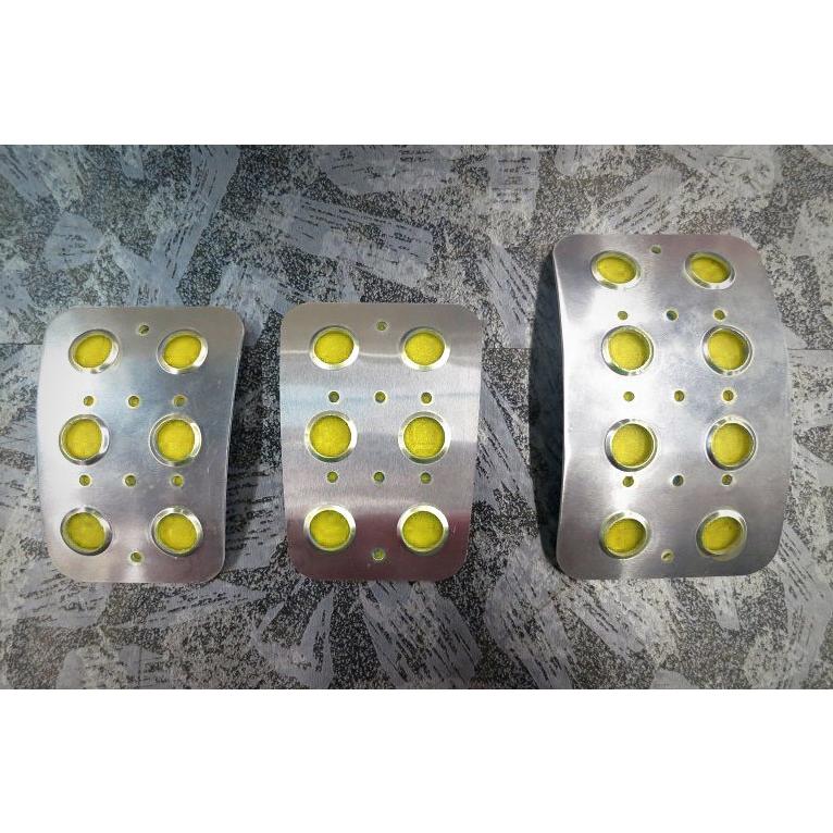 TEZZO ノンスリップアルミペダル 3ペダル for アバルト595