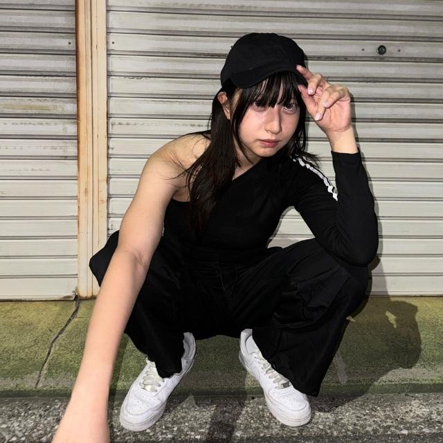 ワンショルダー ライン入り ロンT 長袖 ダンス衣装 トップス ダンス