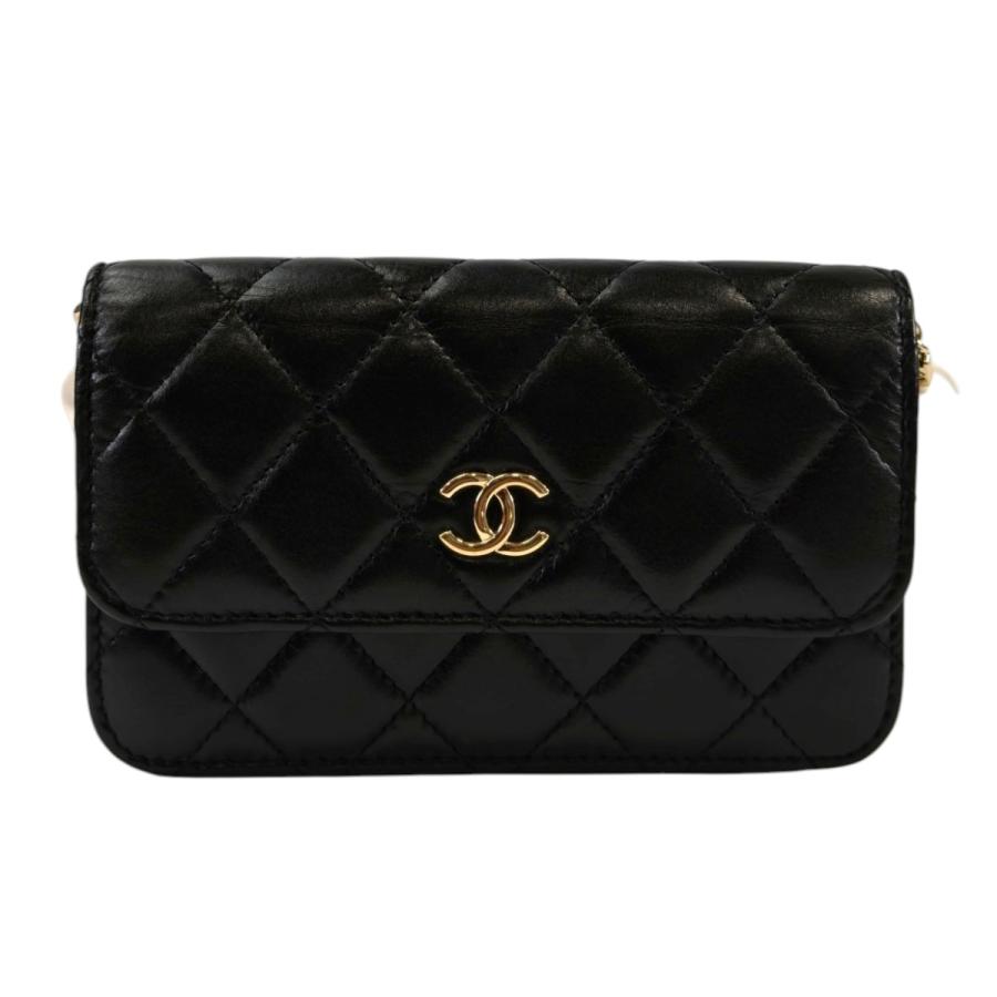CHANEL（シャネル） マトラッセ パール チェーンウォレット ラムスキン 