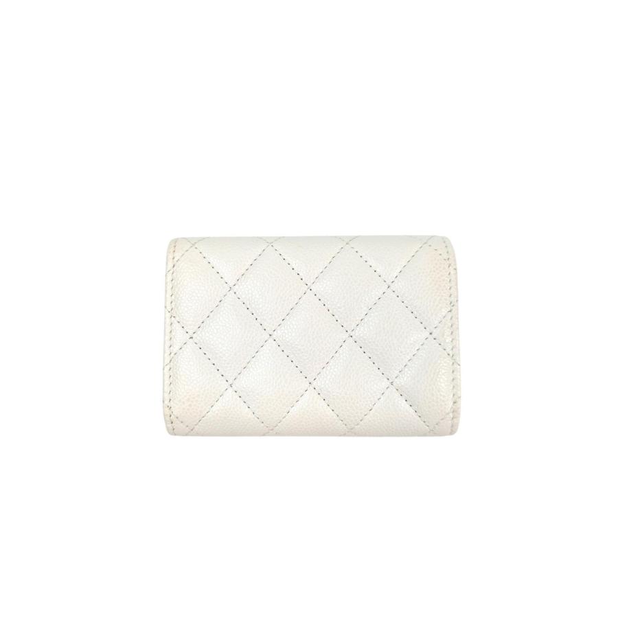 CHANEL（シャネル） ココマーク マトラッセ 三つ折り財布 ホワイト