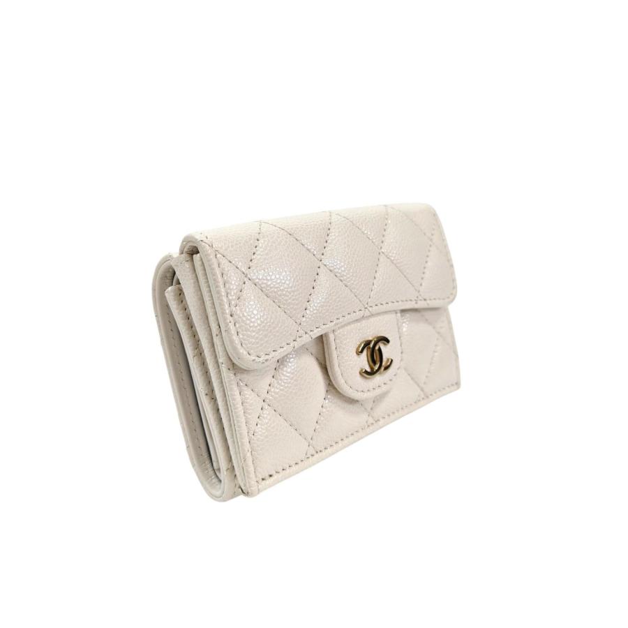 CHANEL（シャネル） ココマーク マトラッセ 三つ折り財布 ホワイト