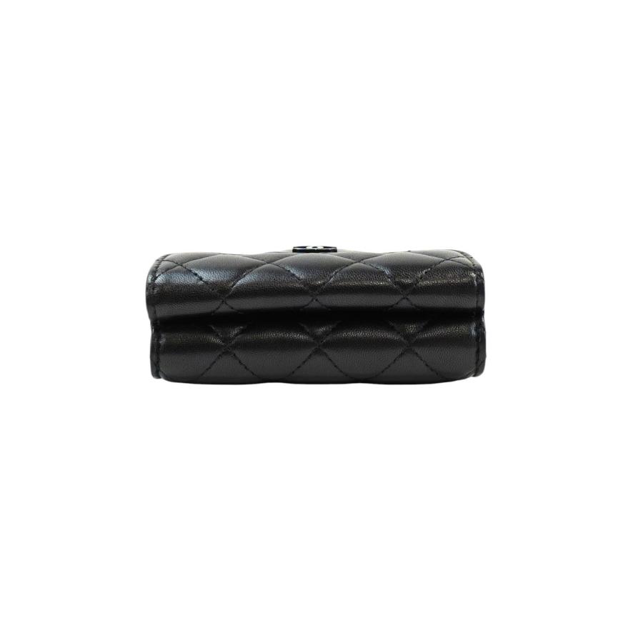 CHANEL（シャネル） ココマーク マトラッセ 三つ折り財布 ブラック
