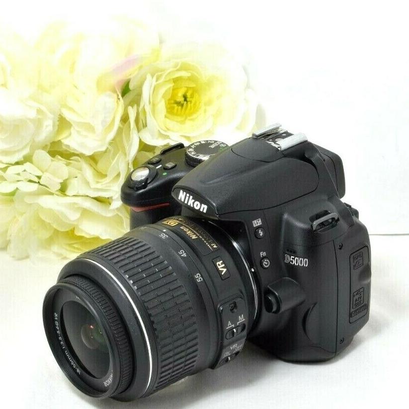 ニコン デジタル一眼レフカメラ Nikon D5000 AF-S 18-55 VR レンズキット SDカード付き 初心者 おすすめ 中古｜thanks-life-store