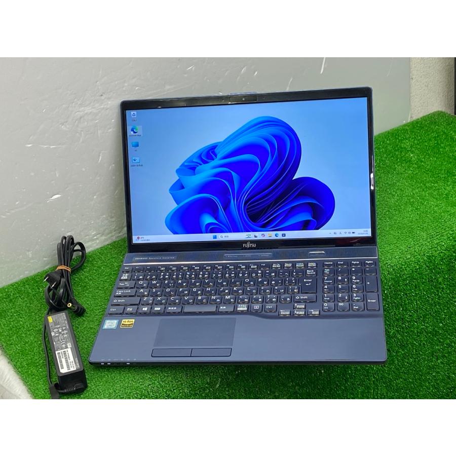 富士通lifebook AH77/C2 i7-8550U 8GB 240GB LIFEBOOK FUJITSU AH77/C2 FMVA77C2B i7第8世代 ノートPC Core i7