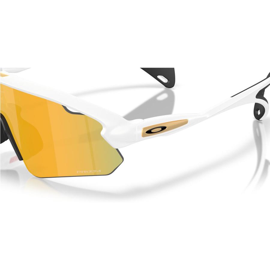 【新品未使用】オークリー サングラススタント デビル (oo9525-0837) OAKLEY（オークリー） サングラス OO9525-0837 STUNT DEVIL A スタント