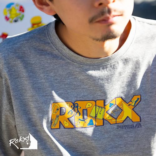 ROKX（ロックス） Tシャツ スピリットロゴTシャツ コラボ POP FIRE