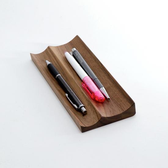 ペン トレー 天然木 ウォールナット ペン置き ペントレイ 卓上 おしゃれ Rte700 雑貨屋リエット 通販 Yahoo ショッピング