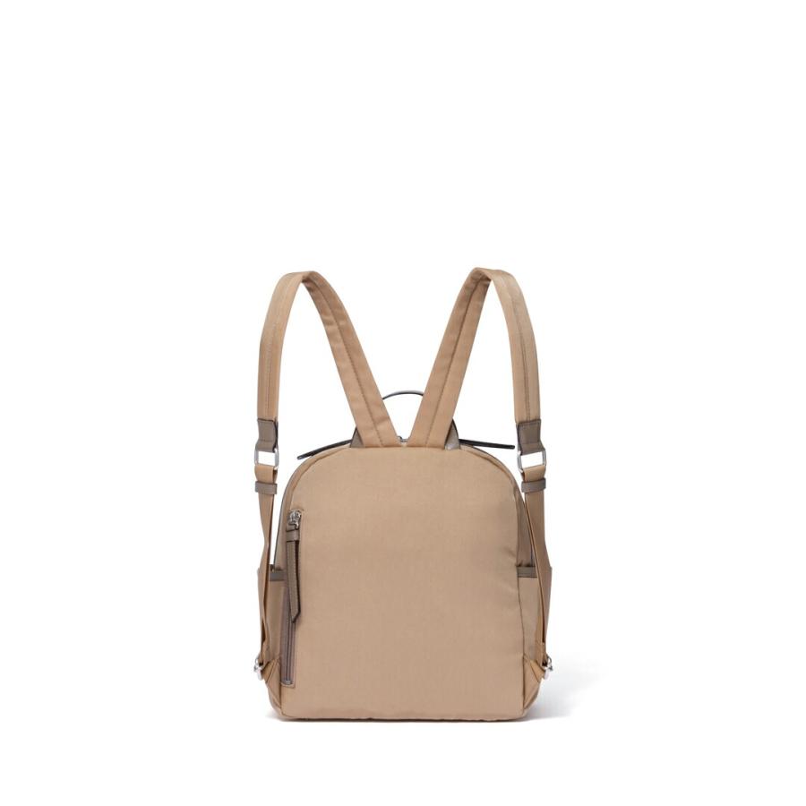 良品◎ウンガロ ungaro バックパック　リュックサック　レザー　ベージュ U by Ungaro 【正規販売店】U ungaro アリス リュック