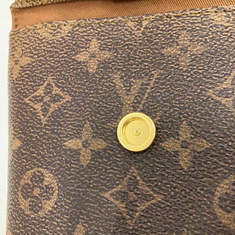 LOUIS VUITTON（ルイ・ヴィトン） エンベロップ・ポーチ M11629