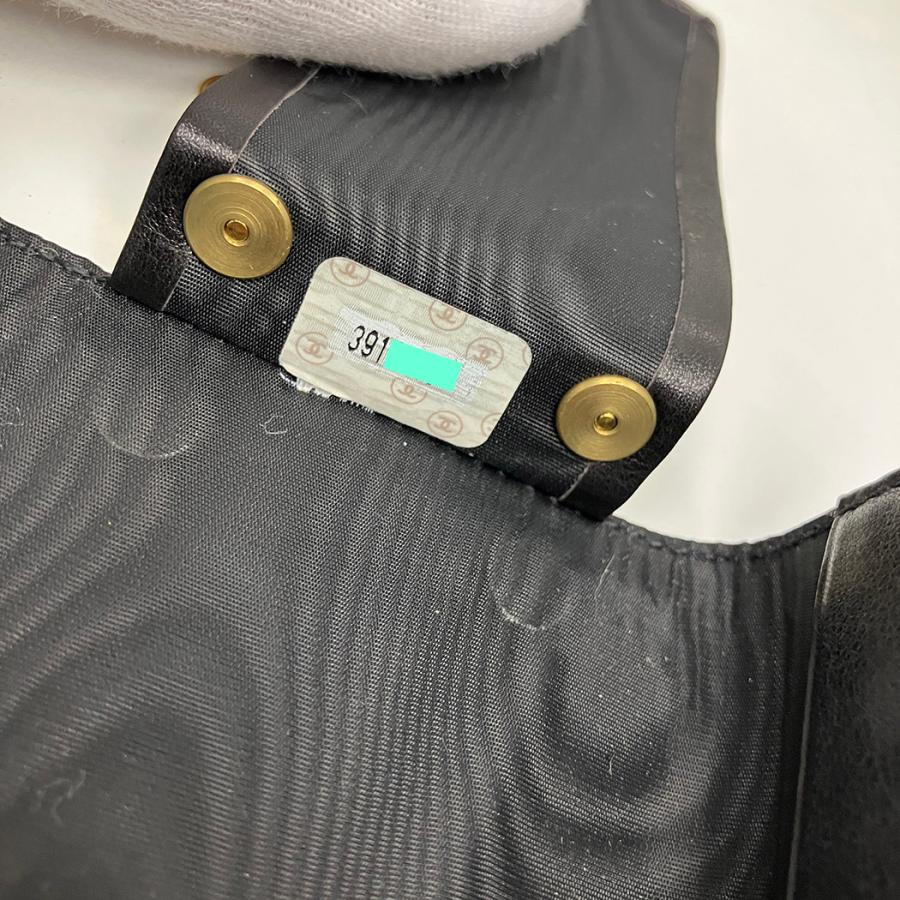 CHANEL（シャネル） キーケース 6連 6フック キャビアスキン レザー