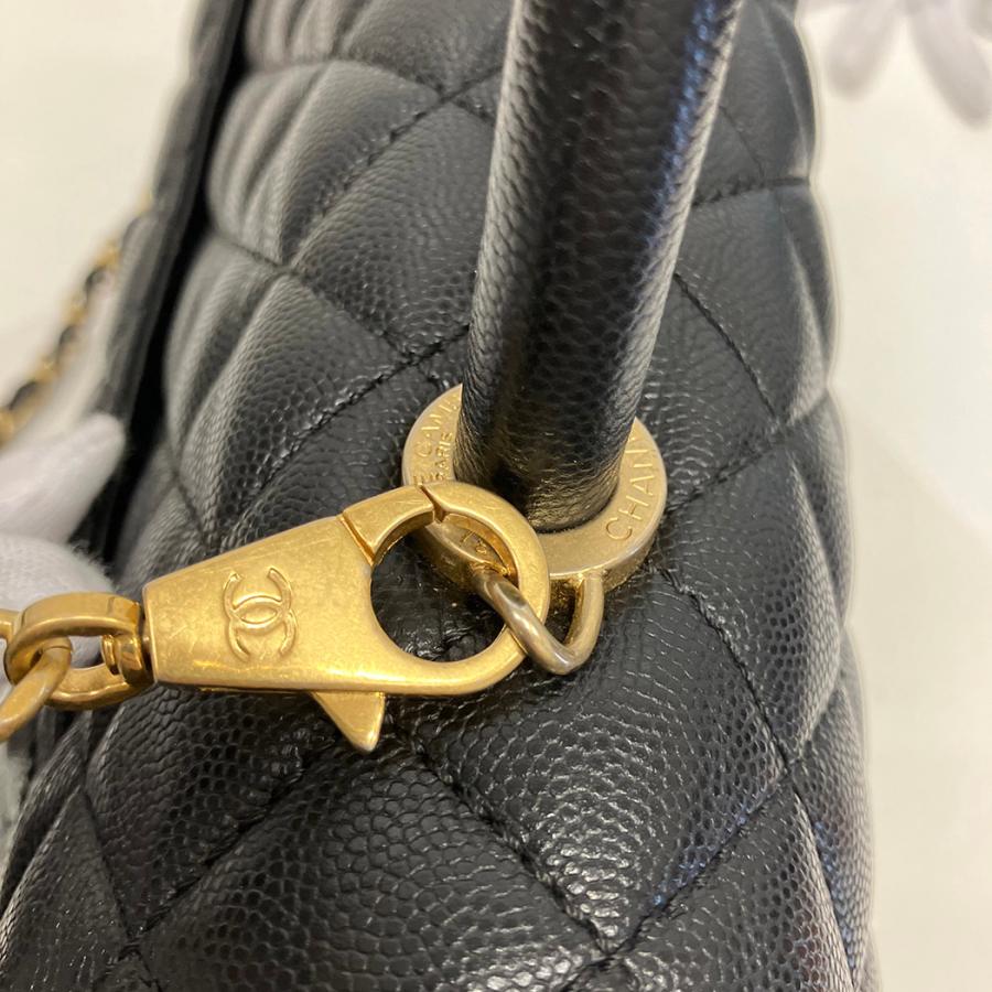 CHANEL ココハンドル ラージ トップハンドルバッグ キャビア CHANEL ココハンドル ラージ トップハンドルバッグ キャビア