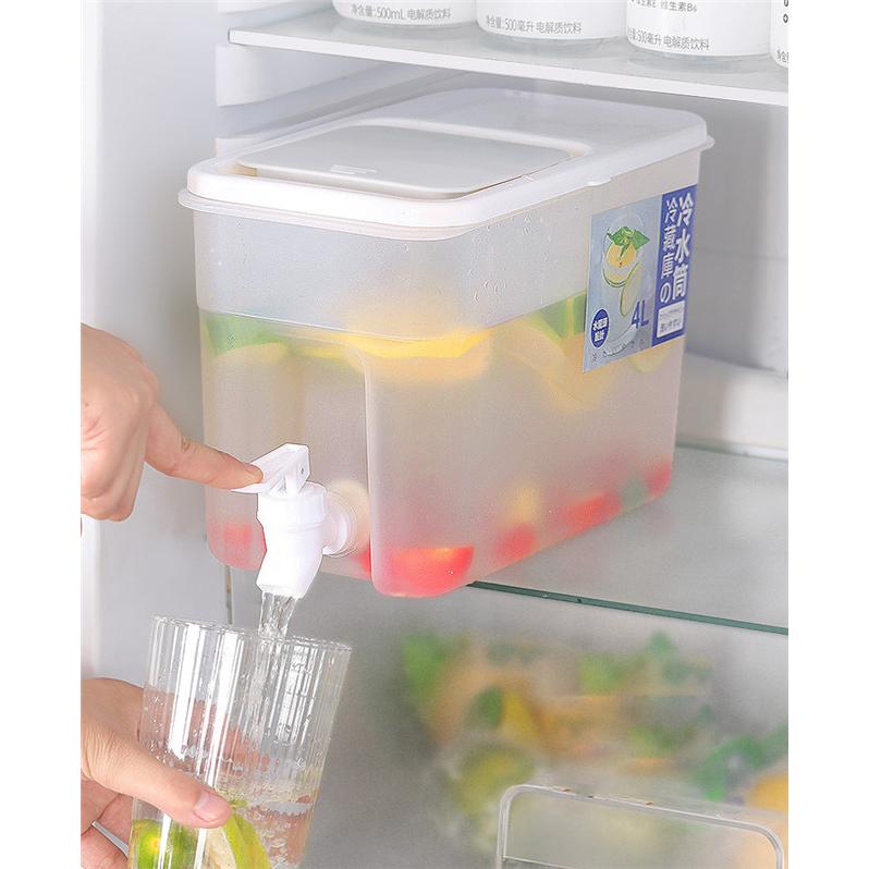 冷水筒 冷蔵庫 4l 耐熱 大容量冷蔵庫ケトル 冷水バケツ ウォーターサーバー 水ボトル ウォーターピッチャー 角型 蛇口付き 大容量 おしゃれ Bmnatu273 The Kim 通販 Yahoo ショッピング