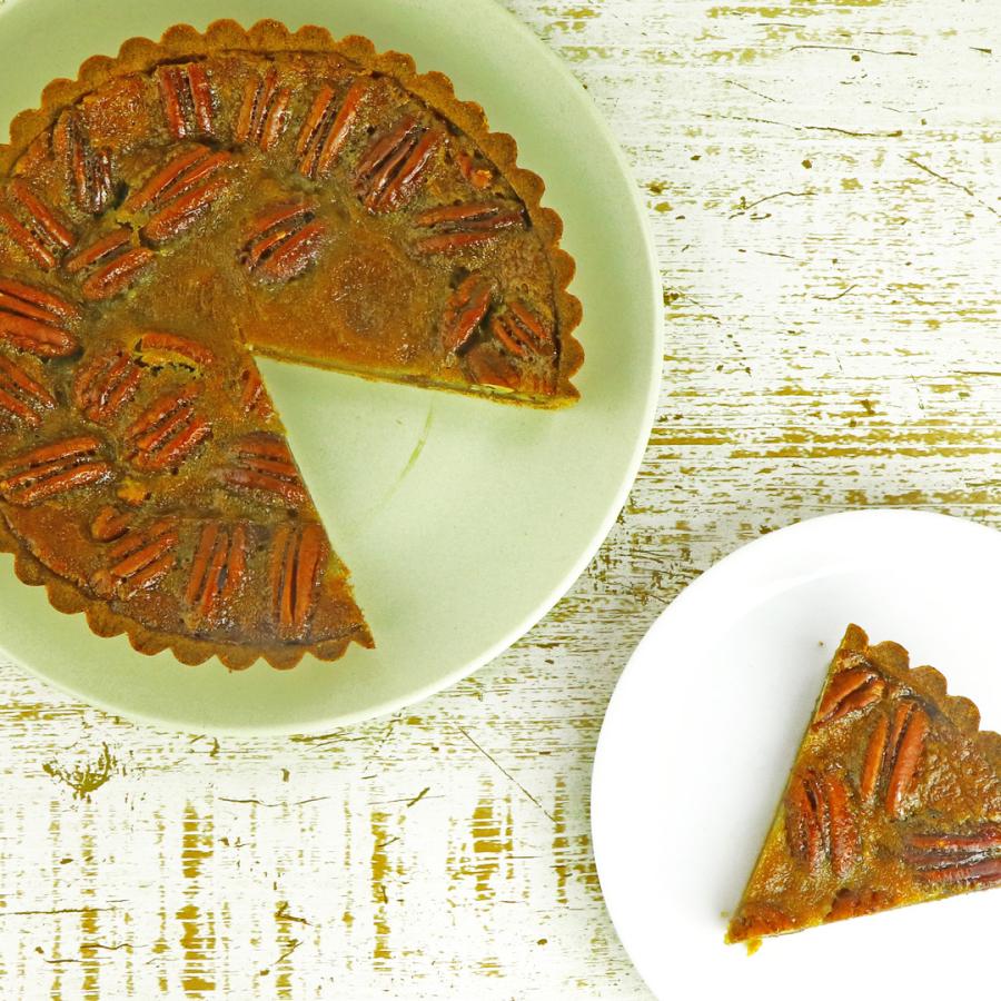 【次回2026/10月頃入荷予定】ピーカンパイ 1 ホール (直径 15cm）感謝祭・サンクスギビング・クリスマスに！ |  | 03