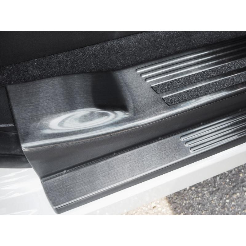 サムライプロデュース 新型デリカD:5 サイドステップ スカッフプレート