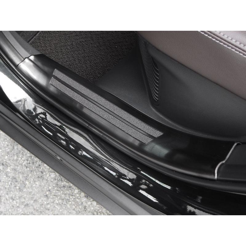 サムライプロデュース 新型ヤリスクロス サイドステップ 内側