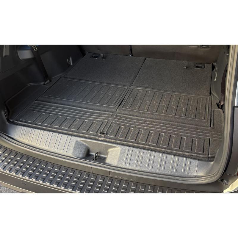 サムライプロデュース 新型ランドクルーザー ランクル250 7人乗り車