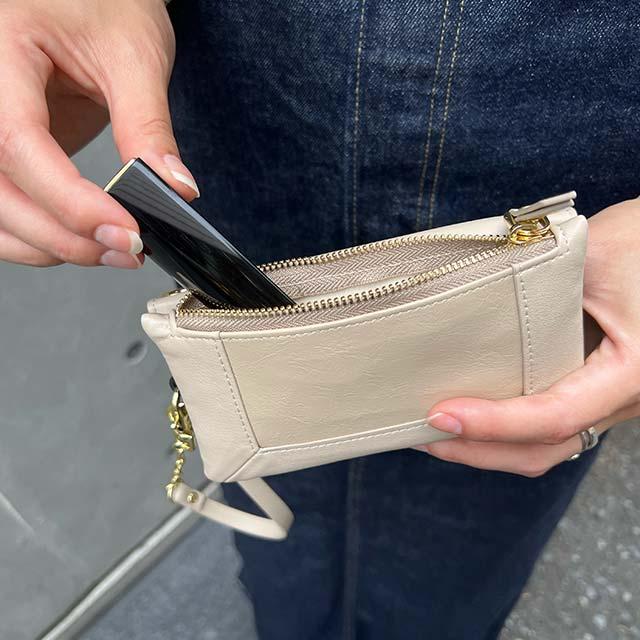 UNiCASE iPhone15/14/13 ケース Minimal Pouch Case ブラック