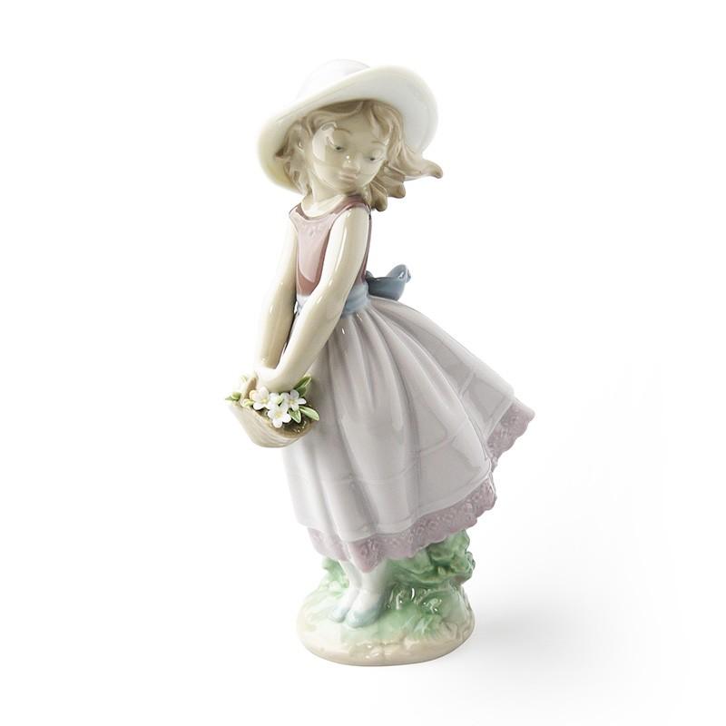 LLADRO リヤドロ 人形 花の小径 8246 フィギュリン 高さ18cm 女の子