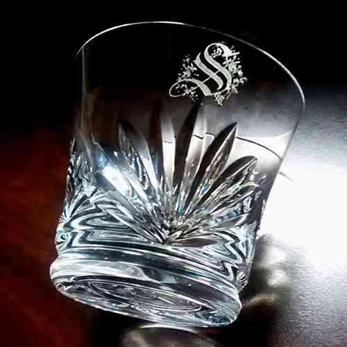 Baccarat 鯛の彫刻 ロックグラス 専用箱付き Baccarat 鯛の彫刻