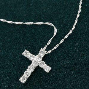 代引き不可/K18WG 0.5ctダイヤモンドクロスペンダント /192127/代引不可