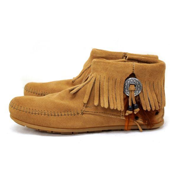 sale セール MINNETONKA(ミネトンカ) Concho Feather Side Zip Boot(コンチョフェザーサイドジップブーツ)#527T TAUPE レディースMT047｜threewoodjapan｜02