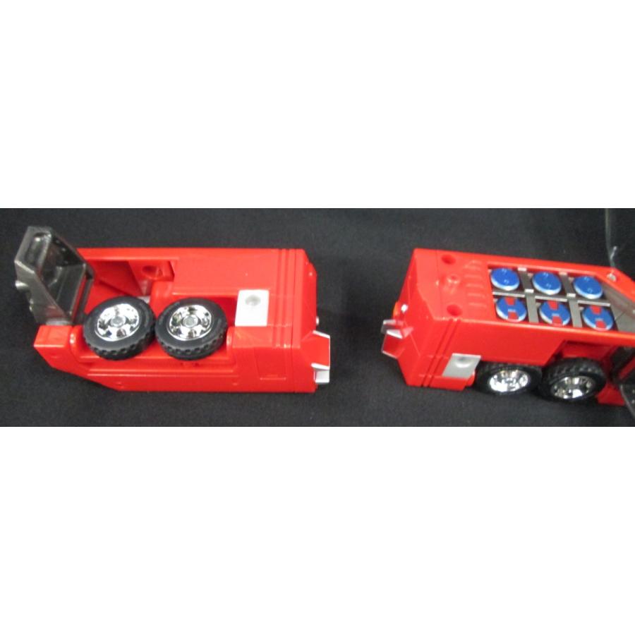 y*u様 レガシー ファイヤーコンボイ 海外発売版　中古品 y*u様 レガシー ファイヤーコンボイ 海外発売版 中古品 2025年