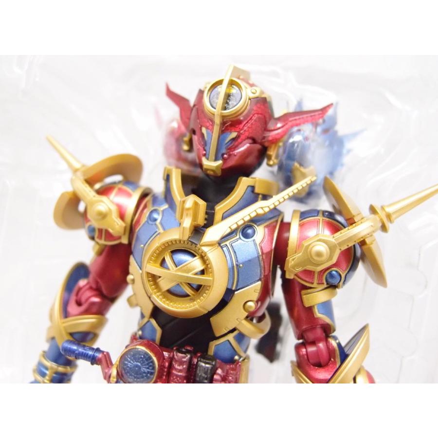 S.H.フィギュアーツ　仮面ライダーエボル (フェーズ1.2.3 SET) S.H.Figuarts 仮面ライダーエボル（フェーズ1.2.3.セット） | 魂