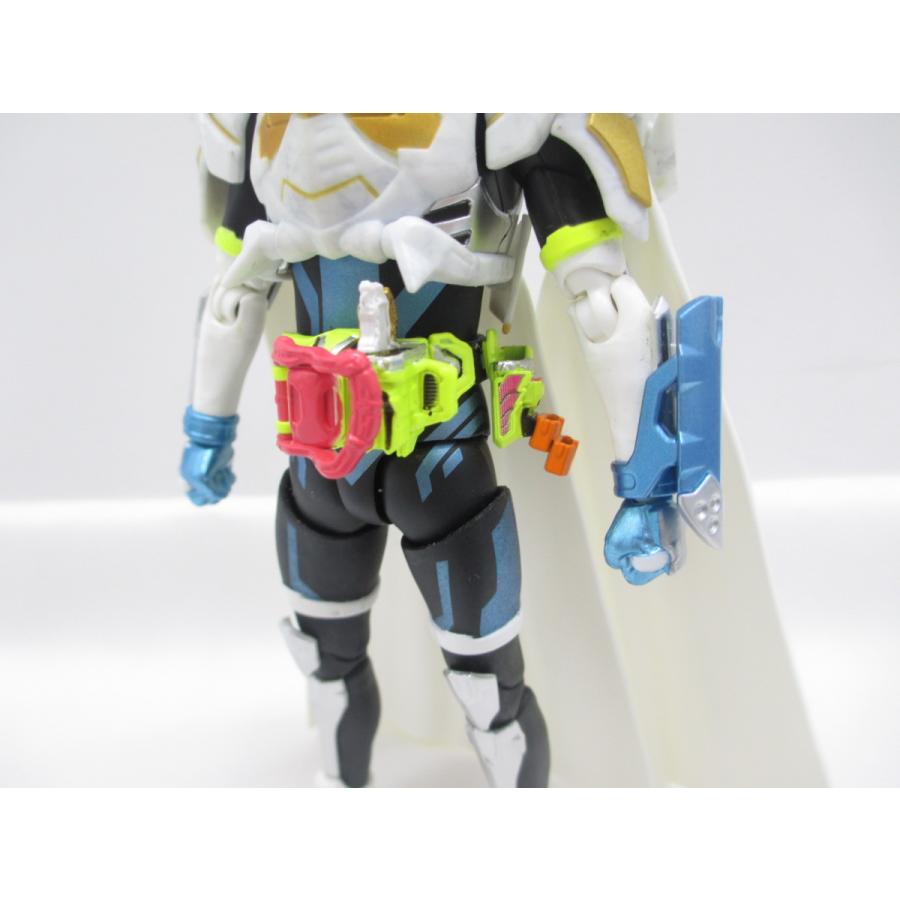 [中古] SHF 仮面ライダーブレイブ レガシーゲーマーレベル100 Amazon.co.jp: バンダイ(BANDAI) S.H.フィギュアーツ 仮面