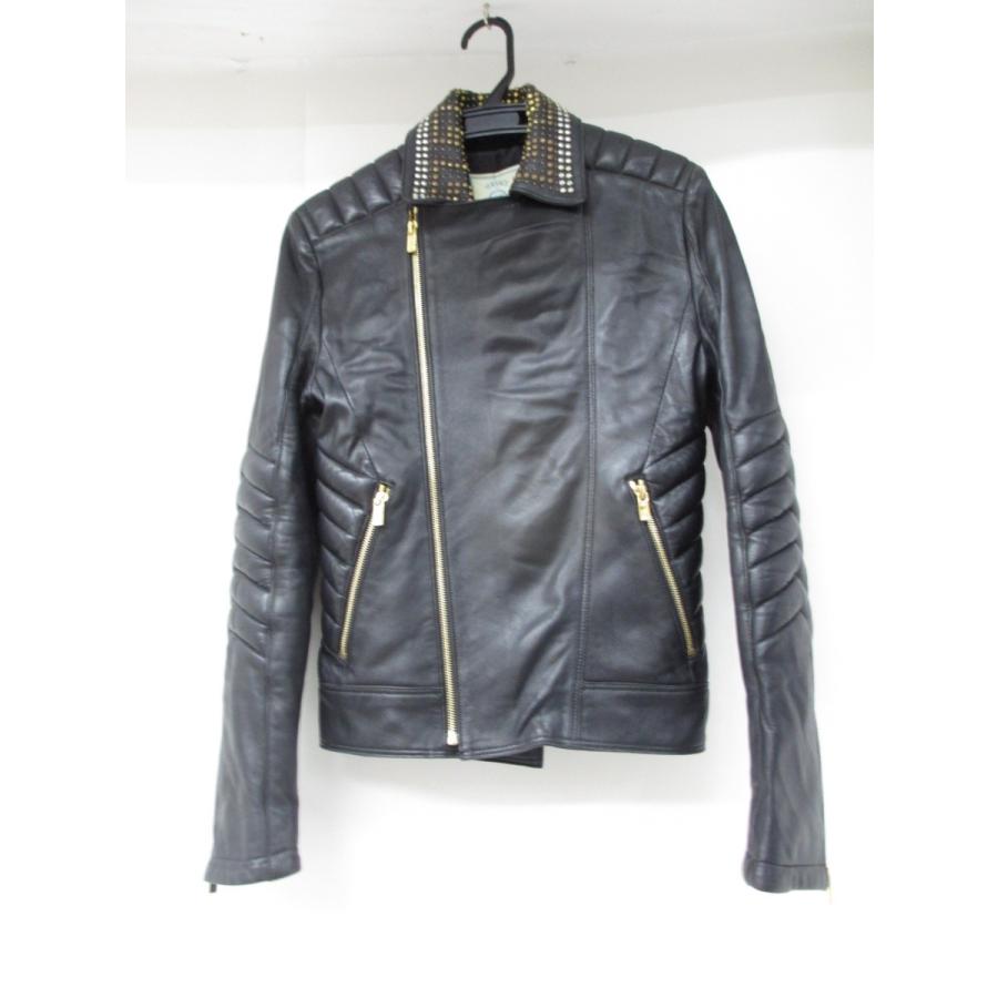 H M Versace ヴェルサーチ Size Xs スタッズレザージャケット 中古 メンズ Wf868 A 128 Wf868 スリフト 通販 Yahoo ショッピング