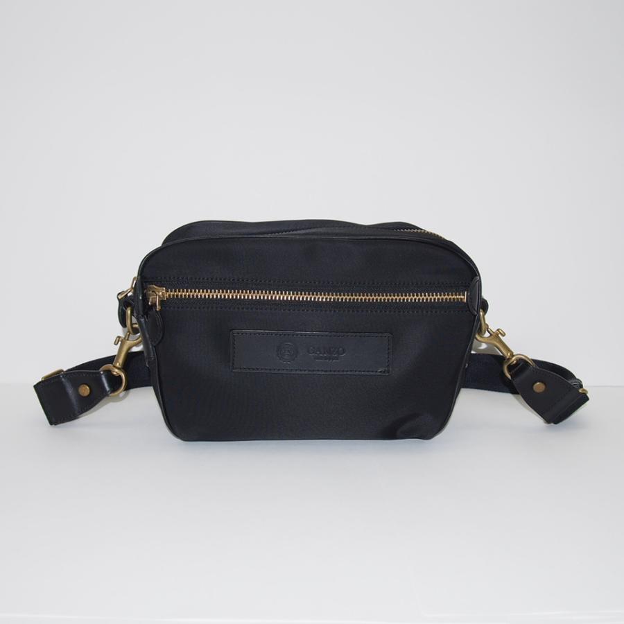 GANZO（ガンゾ） ナイロンショルダーバッグ 保存袋付き 鞄 BAG ∴WB999