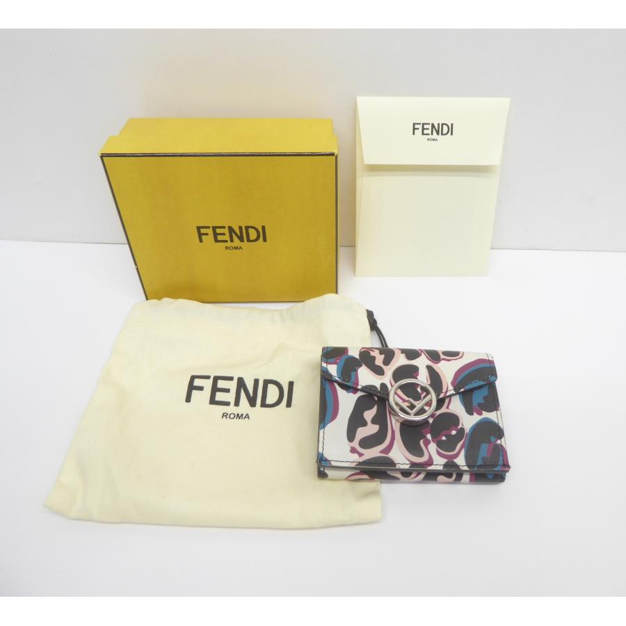 FENDI三つ折りウォレット　箱袋あり FENDI（フェンディ） 財布 三つ折り財布 BAGUETTE MICRO TRIFOLD