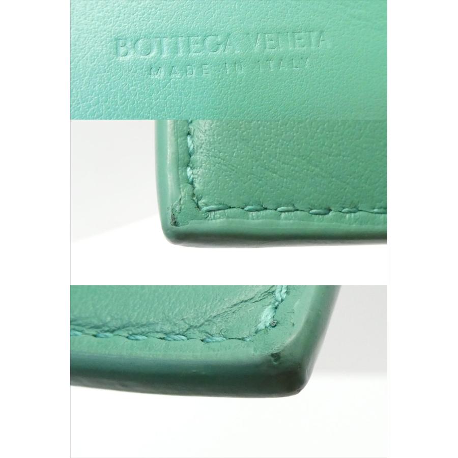 BOTTEGA VENETA（ボッテガ・ヴェネタ） マキシ イントレチャート 折り