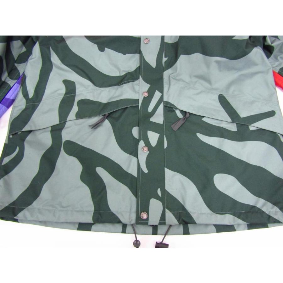 THE NORTH FACE FACE×KAWS ノースフェイス カウズ 2022SS レトロ THE NORTH FACE FACE×KAWS ノースフェイス カウズ 2022SS レトロ