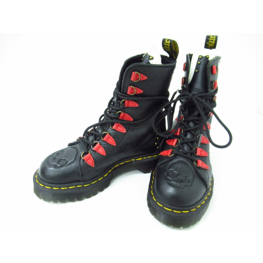 Dr.Martens ドクターマーチン NYBERG 高級花刺繍 ミルドナッパ Dr.Martens ドクターマーチン NYBERG 高級花刺繍 ミルドナッパ