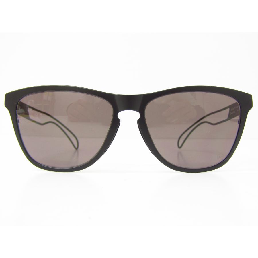 美品 OAKLEY オークリー Frogskins fragment フラグメント Satin Black Titanium OO6044-0356 サングラス 箱・巾着付き ▼AC24310｜thrift-webshop｜02