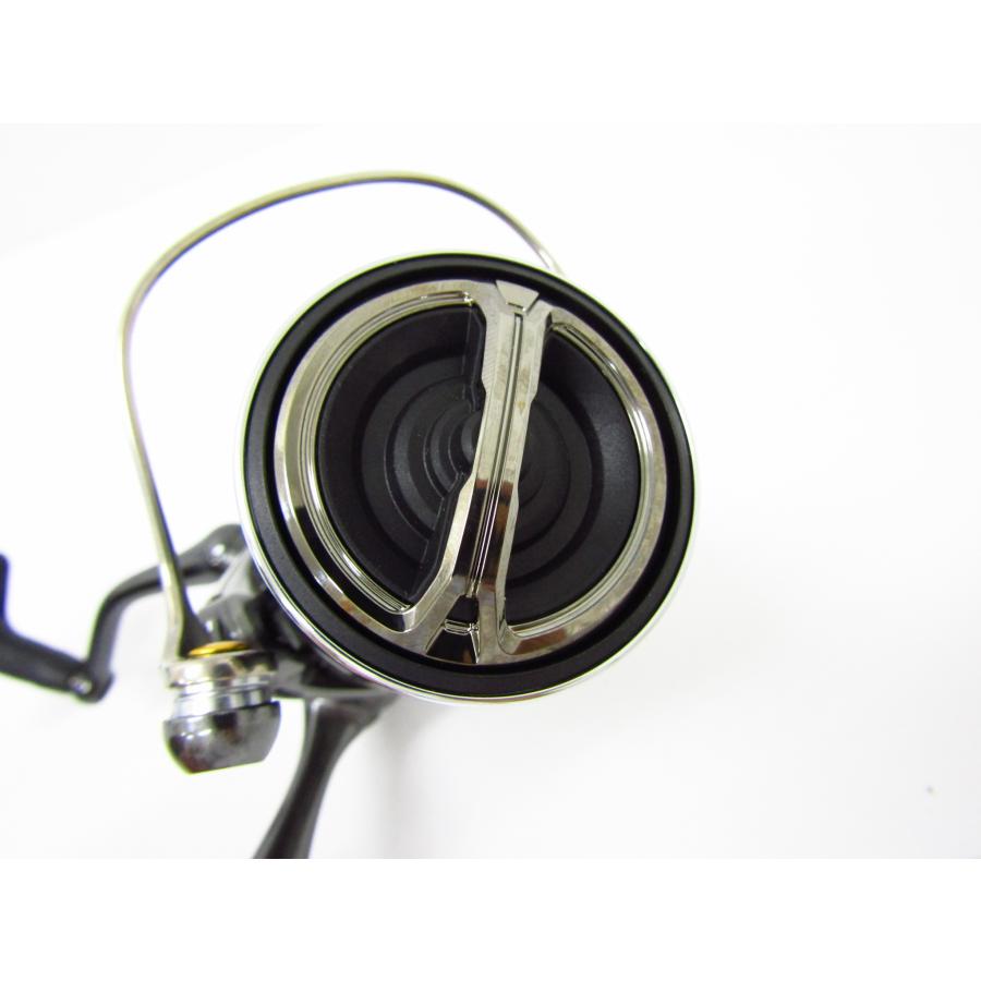 シマノ SHIMANO 24.ツインパワー C3000 リール☆SP9686 シマノ SHIMANO 24.ツインパワー C3000 リール☆SP9686