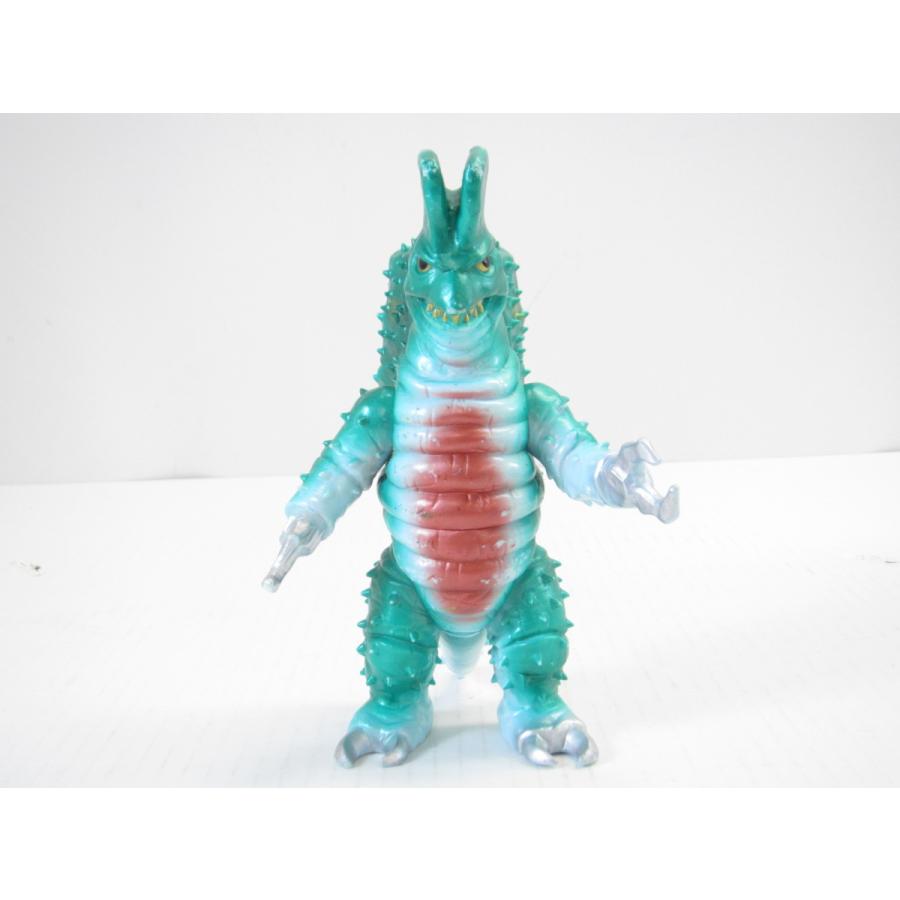 やまなや 怪獣郷ソフビシリーズ キングマイマイ幼虫 フィギュア 