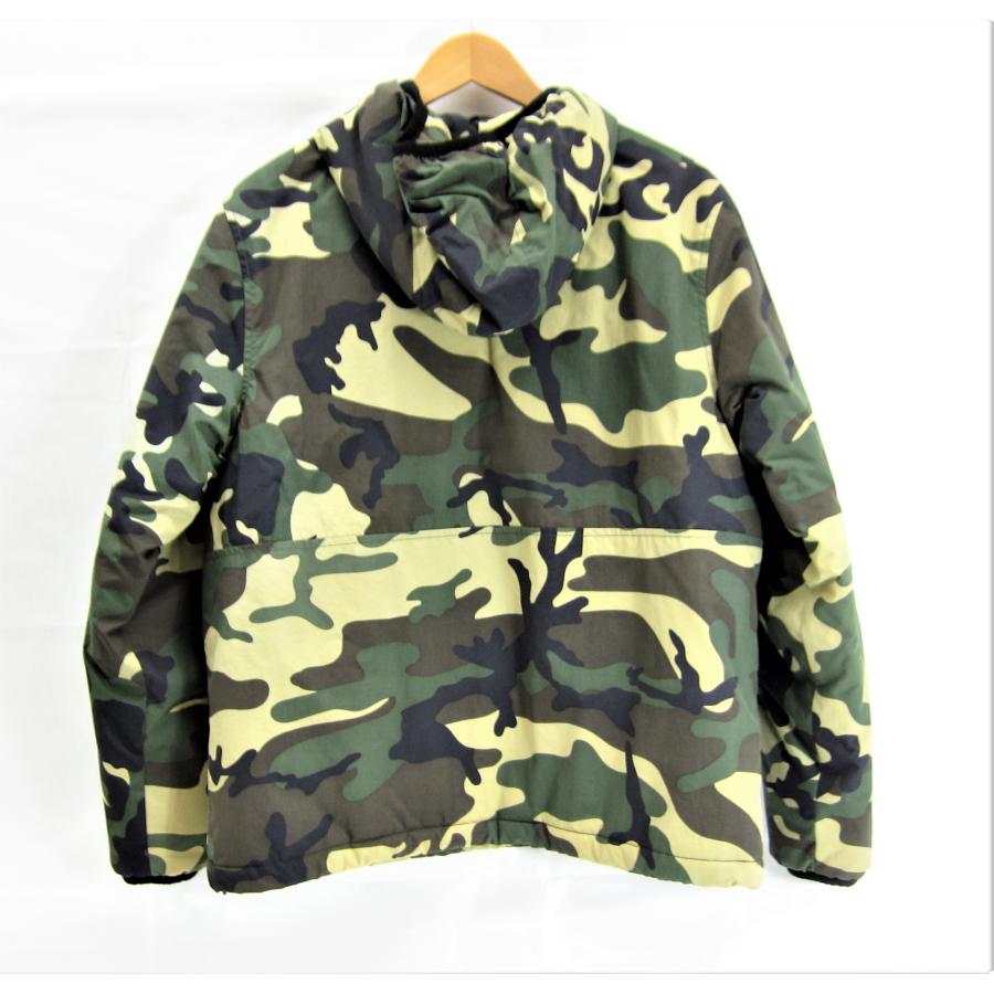 STUSSY ステューシー 迷彩柄 ナイロン中綿 フロントジップ STUSSY ステューシー 迷彩柄 ナイロン中綿 フロントジップ