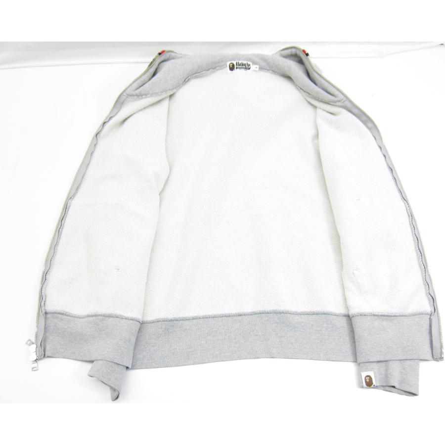 A BATHING APE アベイシングエイプ Shark Hoodie シャーク A BATHING APE アベイシングエイプ Shark Hoodie シャーク