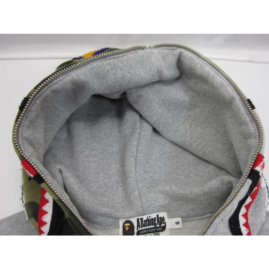 A BATHING APE アベイシングエイプ Shark Hoodie シャーク A BATHING APE アベイシングエイプ Shark Hoodie シャーク